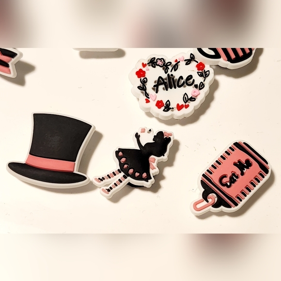 NWT ALICE IN WONDERLAND JIBBITZ FOR CROC'S SHOES! 3 CHOICE GROUPS! - Picture 6 of 15
